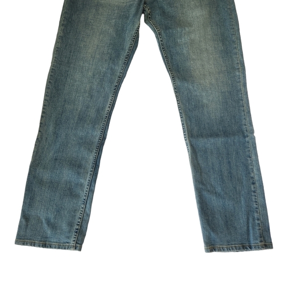 LEE Men's Regular Fit Medium Wash Denim Blue Jeans Size 36x34 - Picture 4 of 16